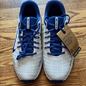 NWT Nike Free G golf shoes, size men’s 11